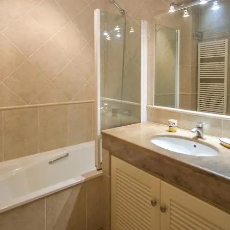 Acacias 18, Brisa Do Mar Luz